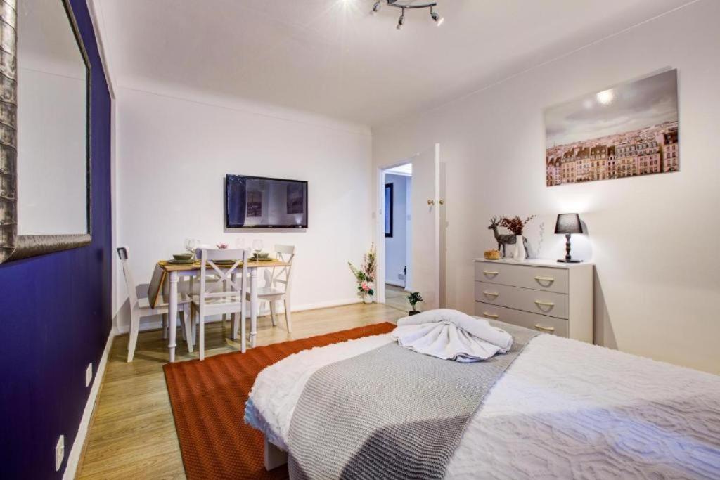 Affordable Family Near Oxford Street